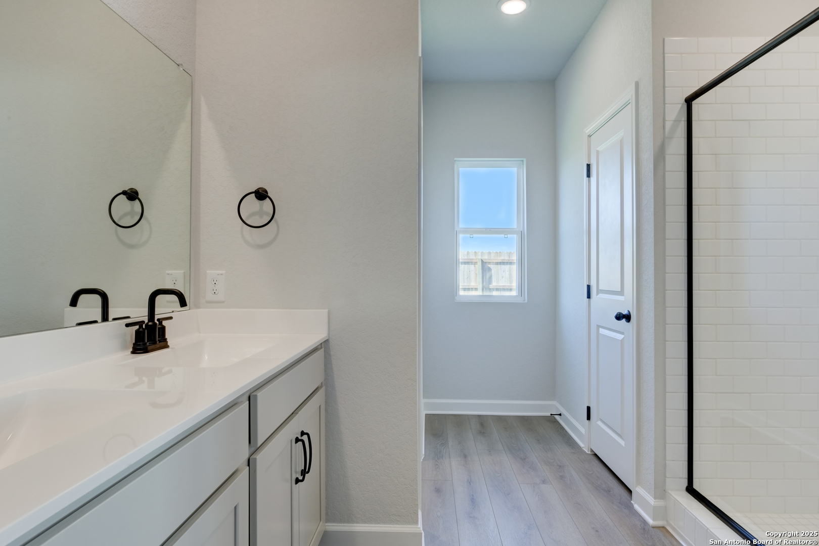 137 Beveridge Seguin TX 78155
