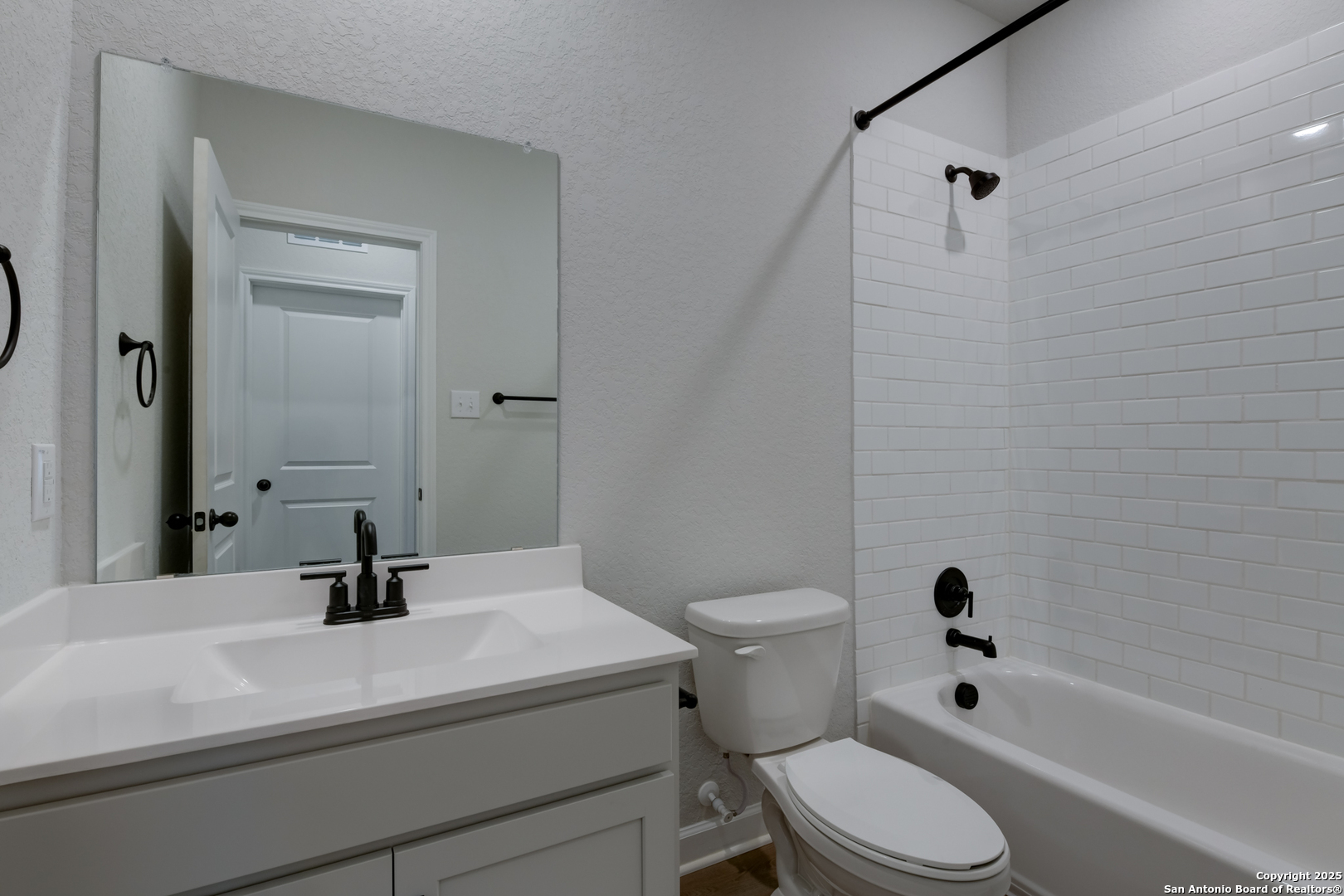 137 Beveridge Seguin TX 78155