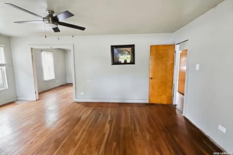 2425 N Austin Street Seguin TX 78155