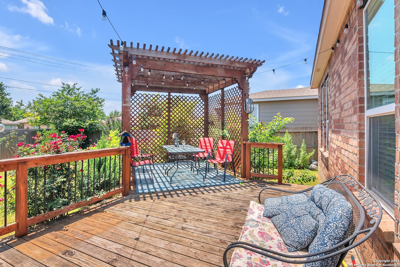 150 Hidden Knoll Selma TX 78154