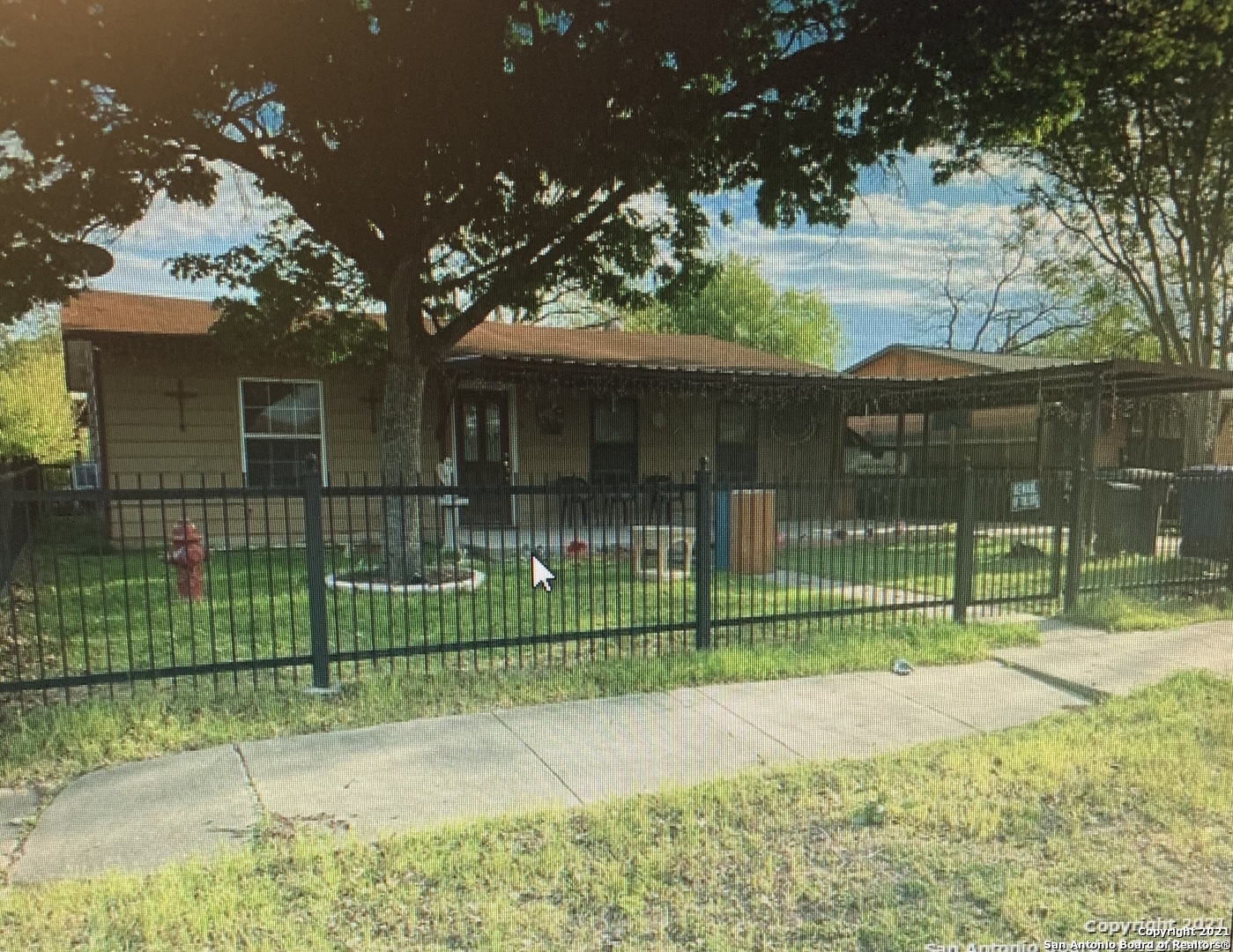226 E Hutchins Place San Antonio TX 78221