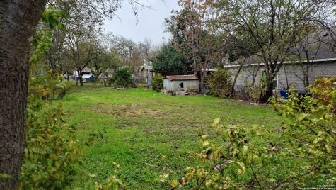 1031 Chalmers Avenue San Antonio TX 78211