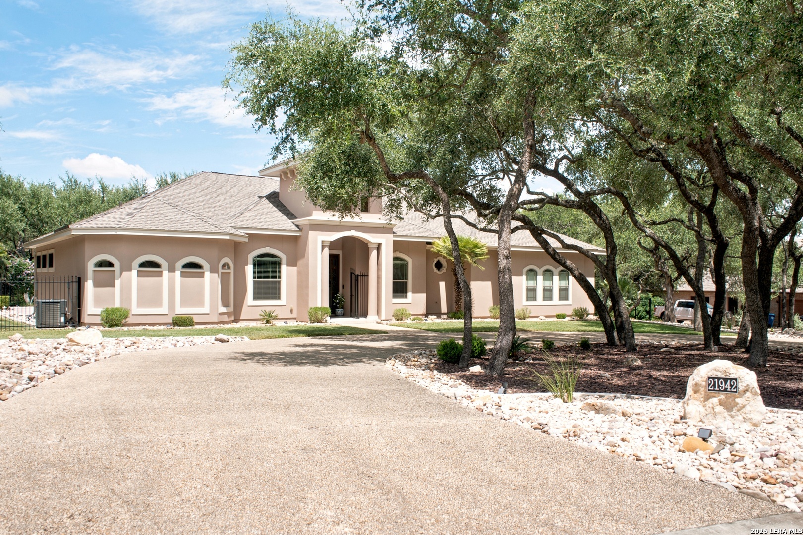 21942 Paseo Corto Drive Garden Ridge TX 78266