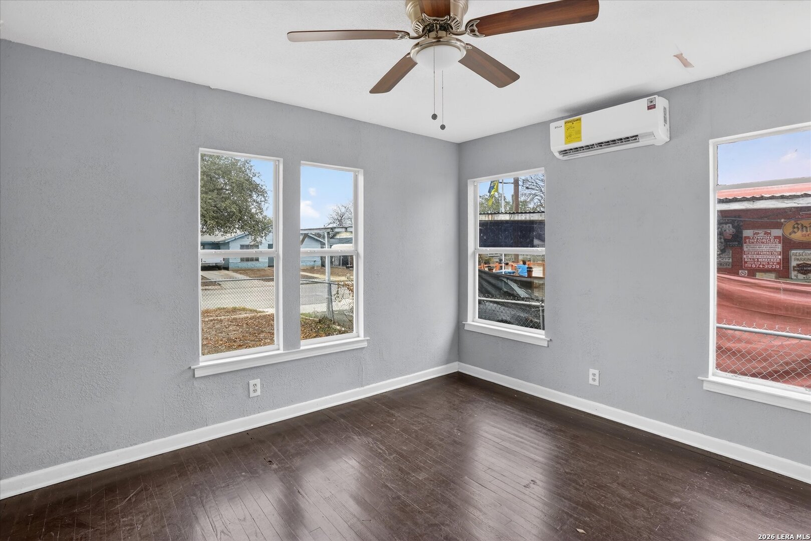 518 W Academy San Antonio TX 78226