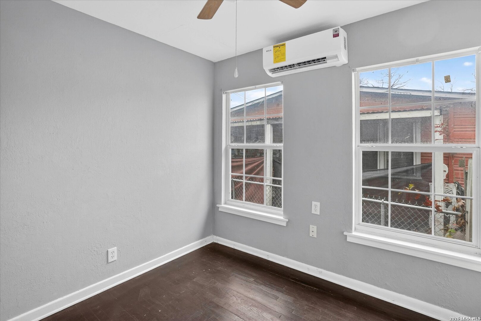 518 W Academy San Antonio TX 78226