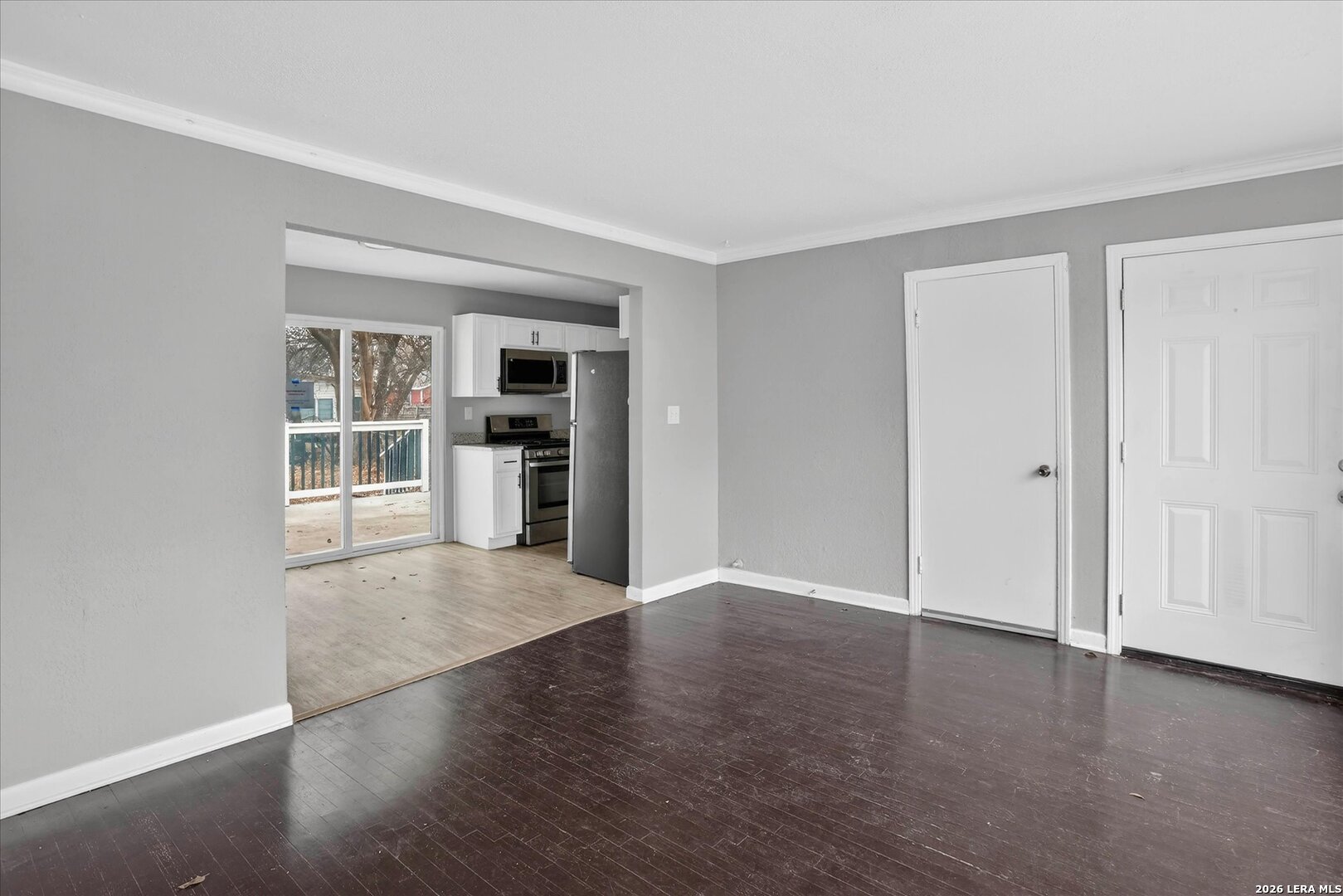 518 W Academy San Antonio TX 78226