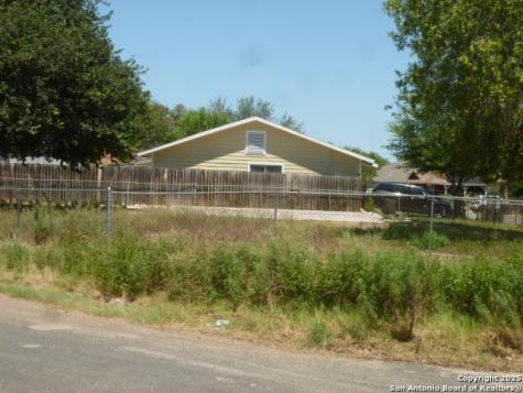 855 S Brownleaf San Antonio TX 78227