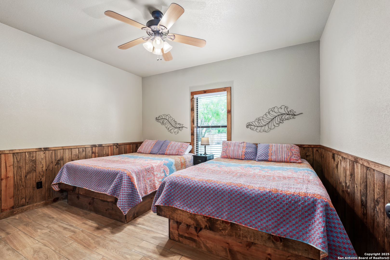 72 Mountain Laurel Concan TX 78838