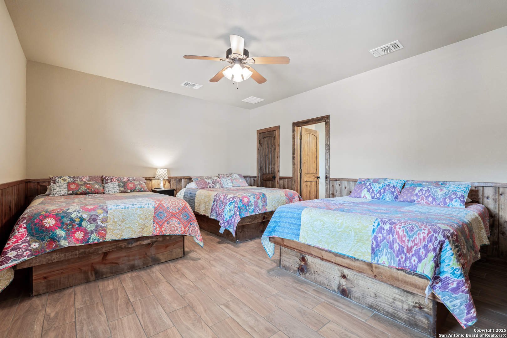 72 Mountain Laurel Concan TX 78838