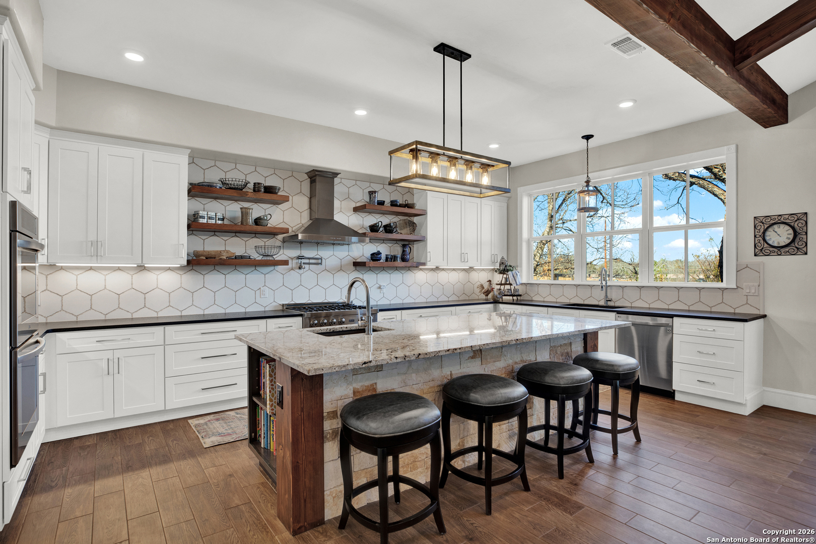 308 Oakhaven Lane Fredericksburg TX 78624
