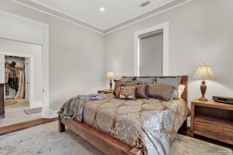 308 Oakhaven Lane Fredericksburg TX 78624