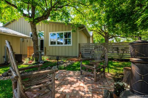 308 Oakhaven Lane Fredericksburg TX 78624