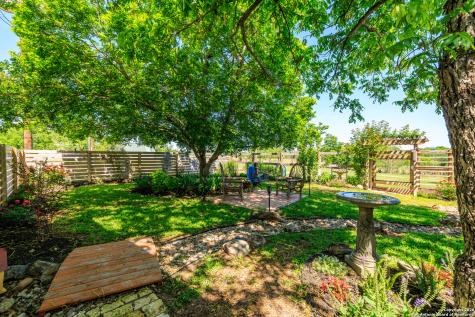 308 Oakhaven Lane Fredericksburg TX 78624