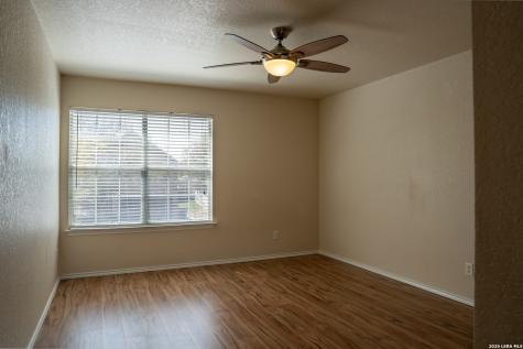 6721 Spearwood Live Oak TX 78233