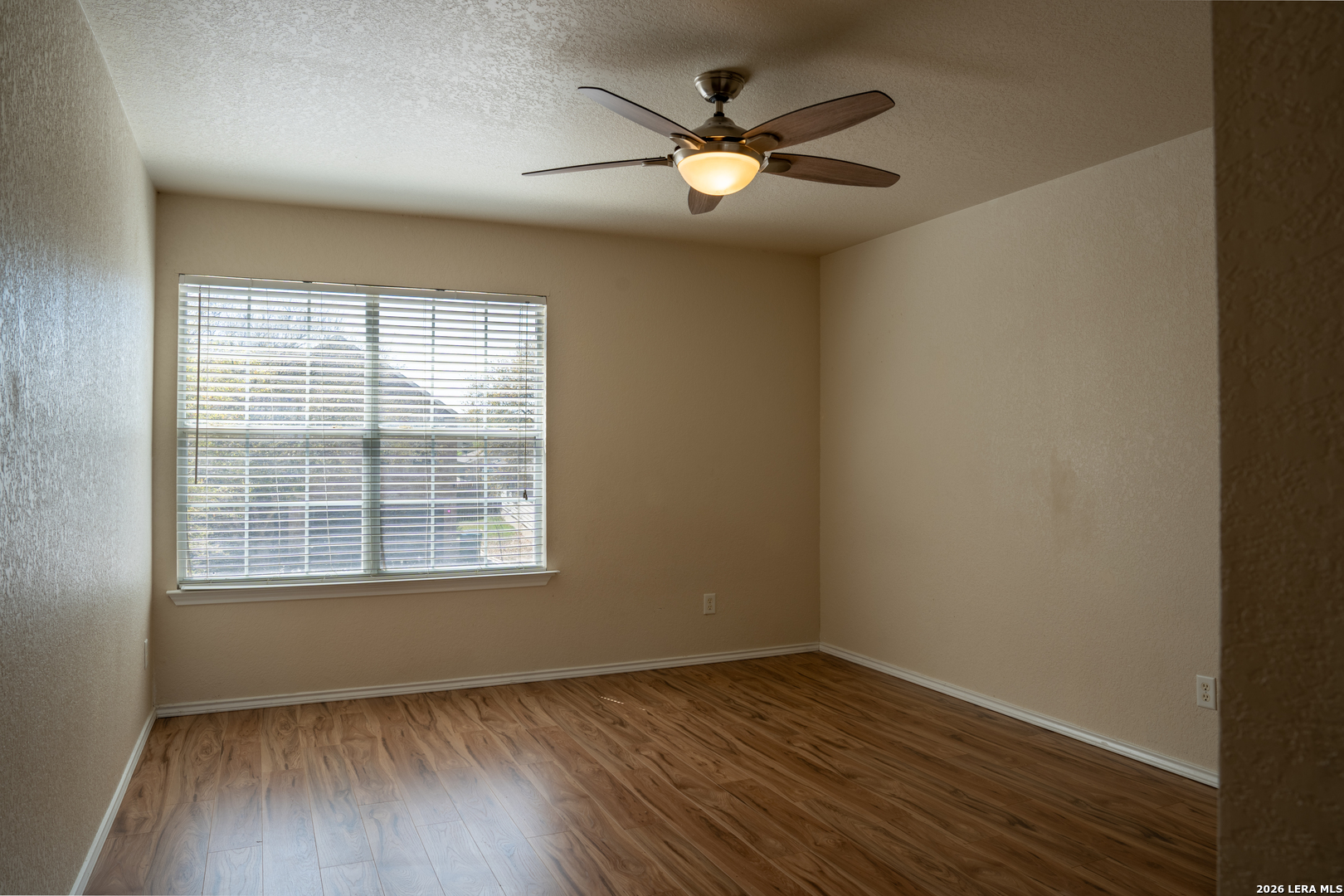 6721 Spearwood Live Oak TX 78233