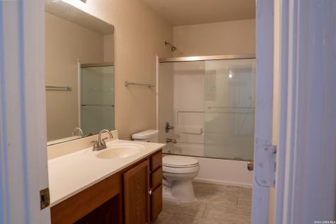 6721 Spearwood Live Oak TX 78233