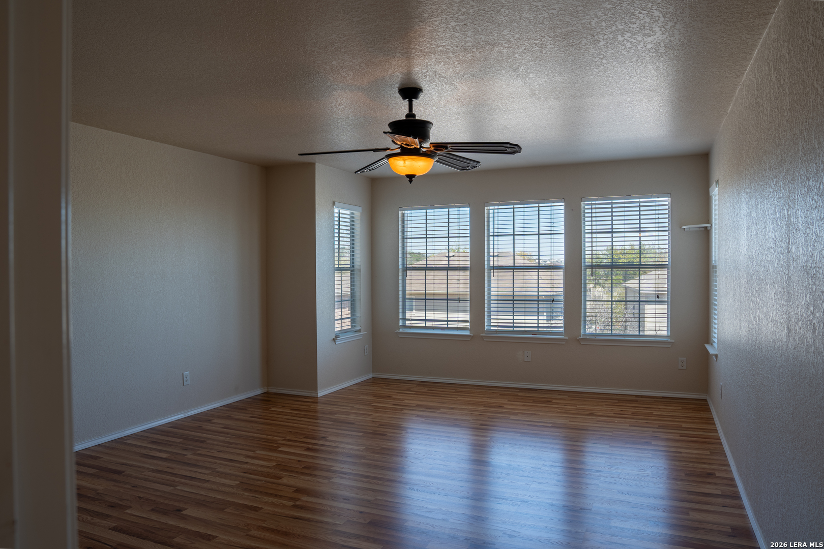 6721 Spearwood Live Oak TX 78233