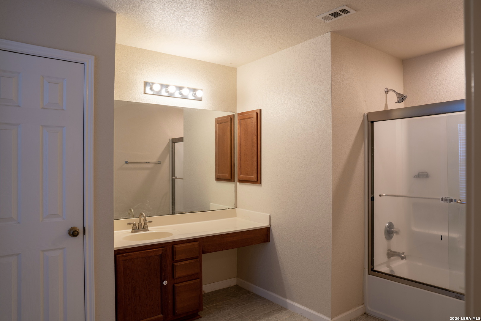 6721 Spearwood Live Oak TX 78233