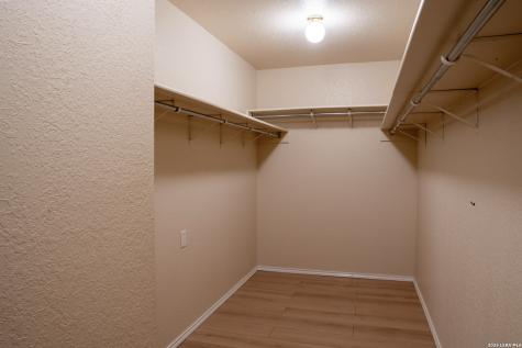 6721 Spearwood Live Oak TX 78233
