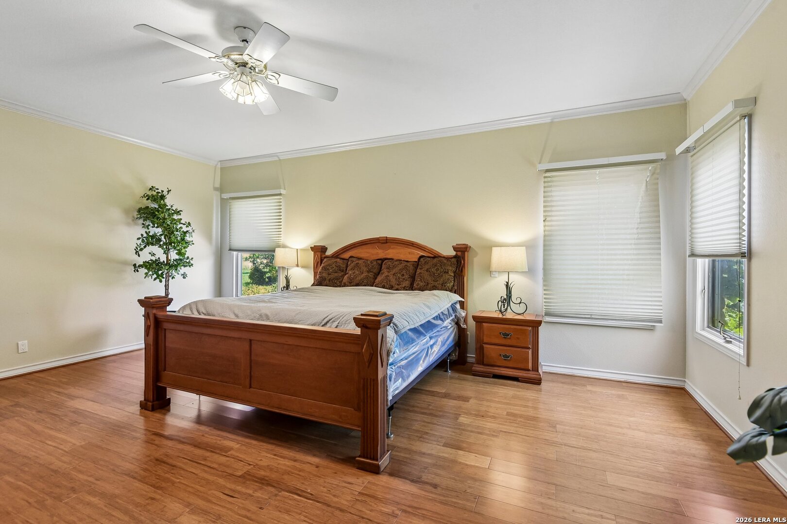 283 W Lacey Oak Parkway Kerrville TX 78028