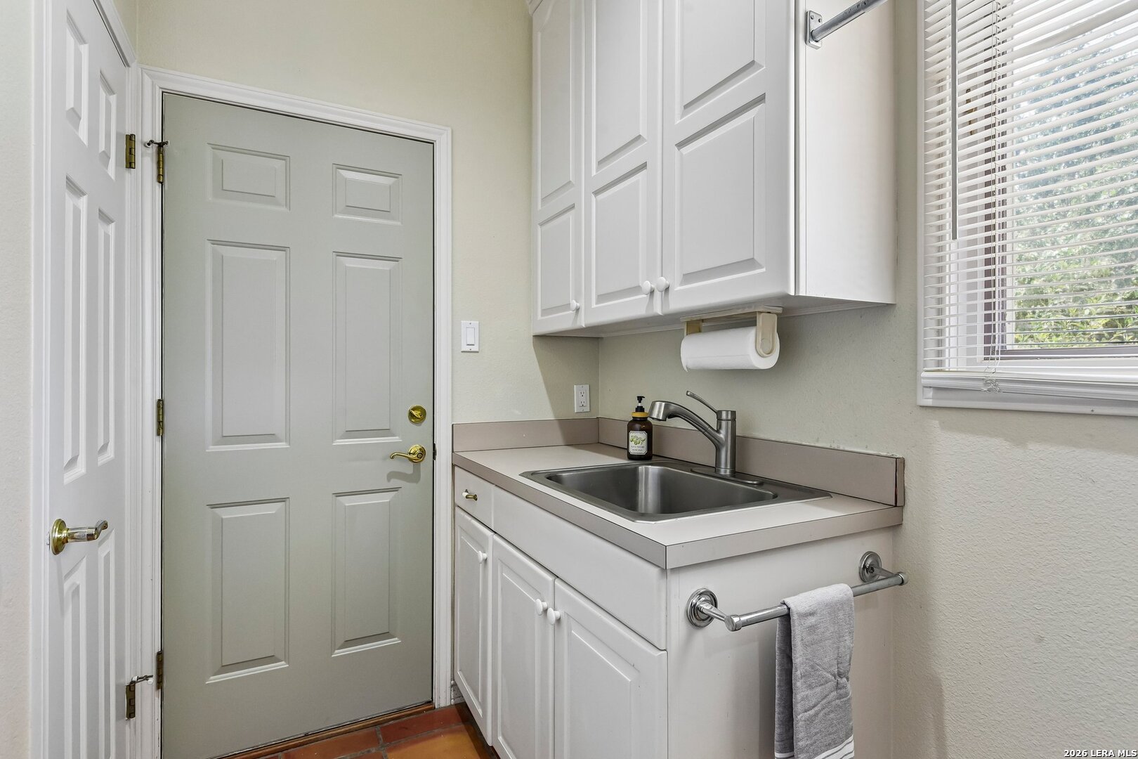 283 W Lacey Oak Parkway Kerrville TX 78028