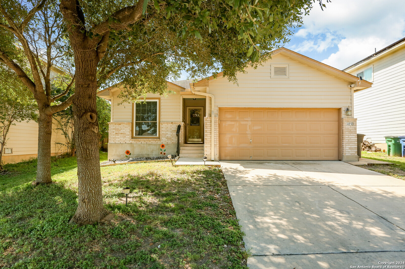 4050 Adair Bluff San Antonio TX 78223