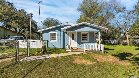 5044 S State Highway 123 Seguin TX 78155
