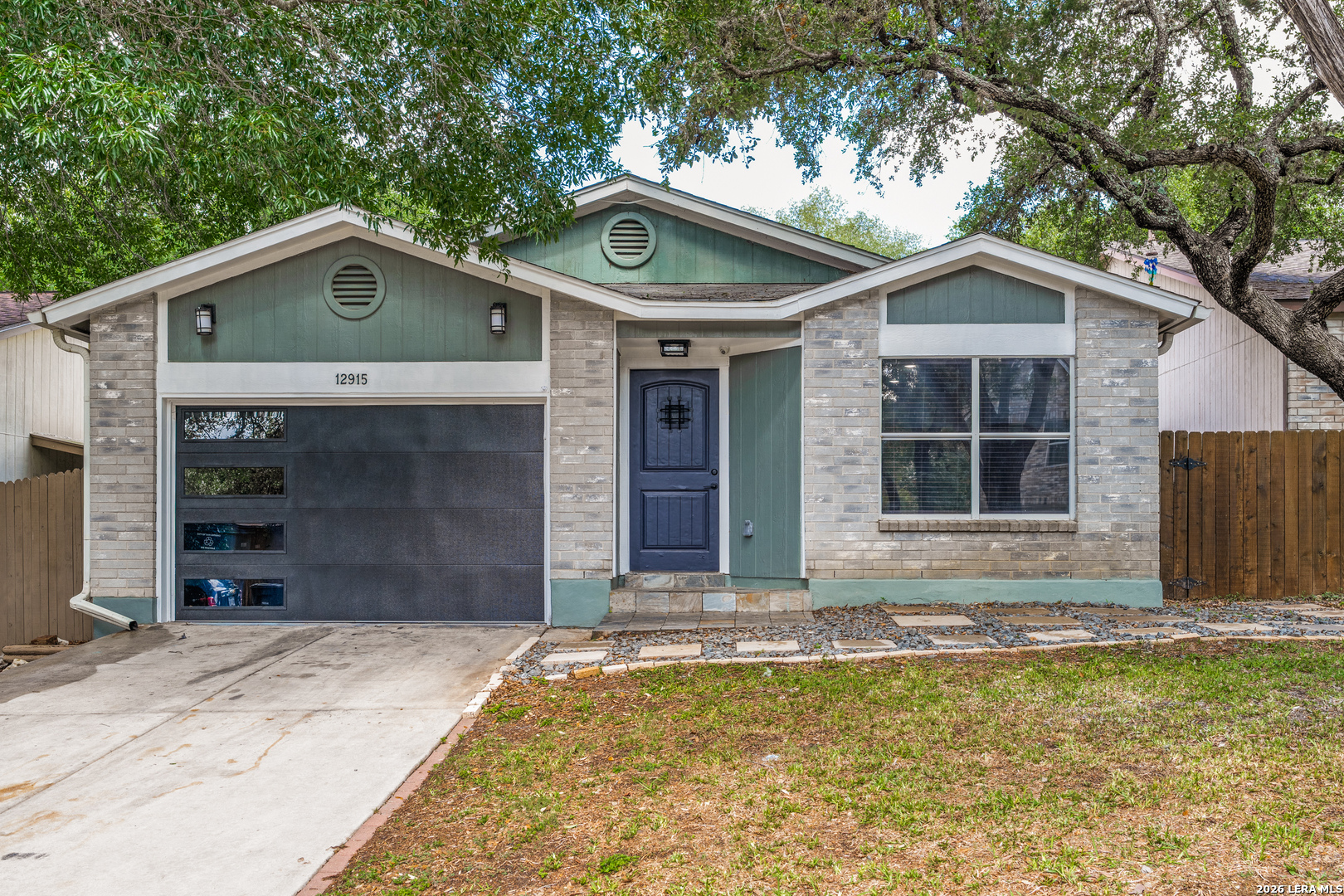 12915 Hunters Moon San Antonio TX 78249