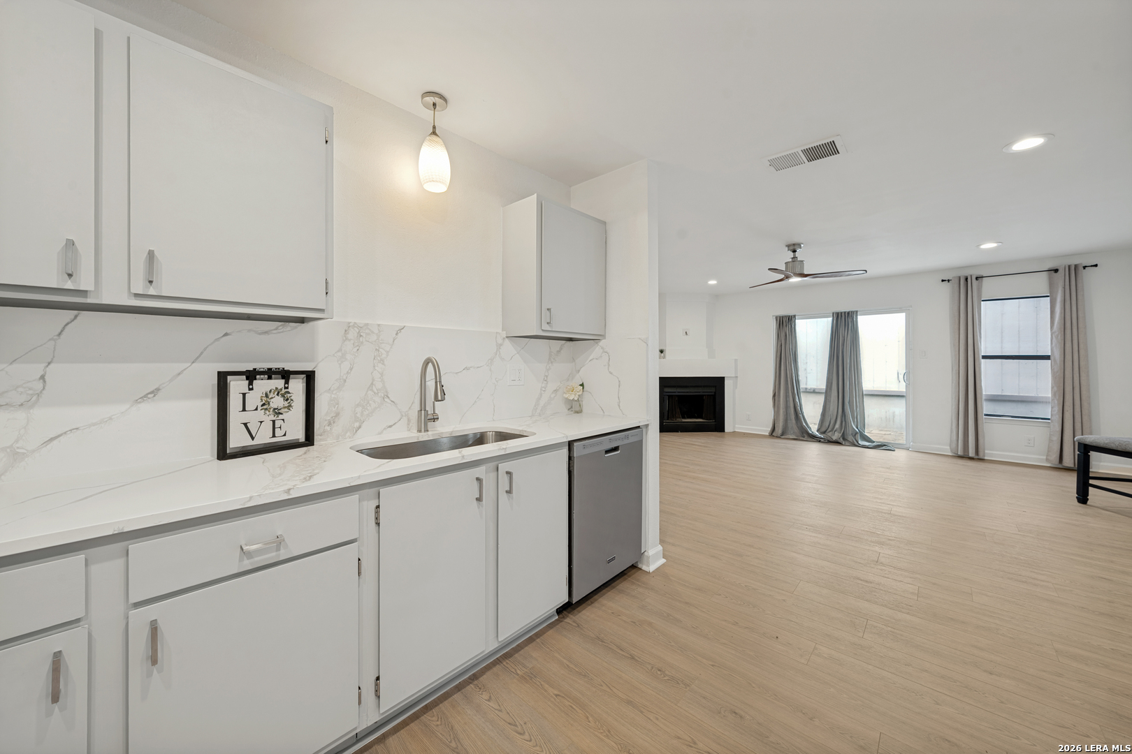 12915 Hunters Moon San Antonio TX 78249