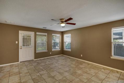 1411 Hummingbird San Antonio TX 78245