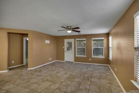 1411 Hummingbird San Antonio TX 78245