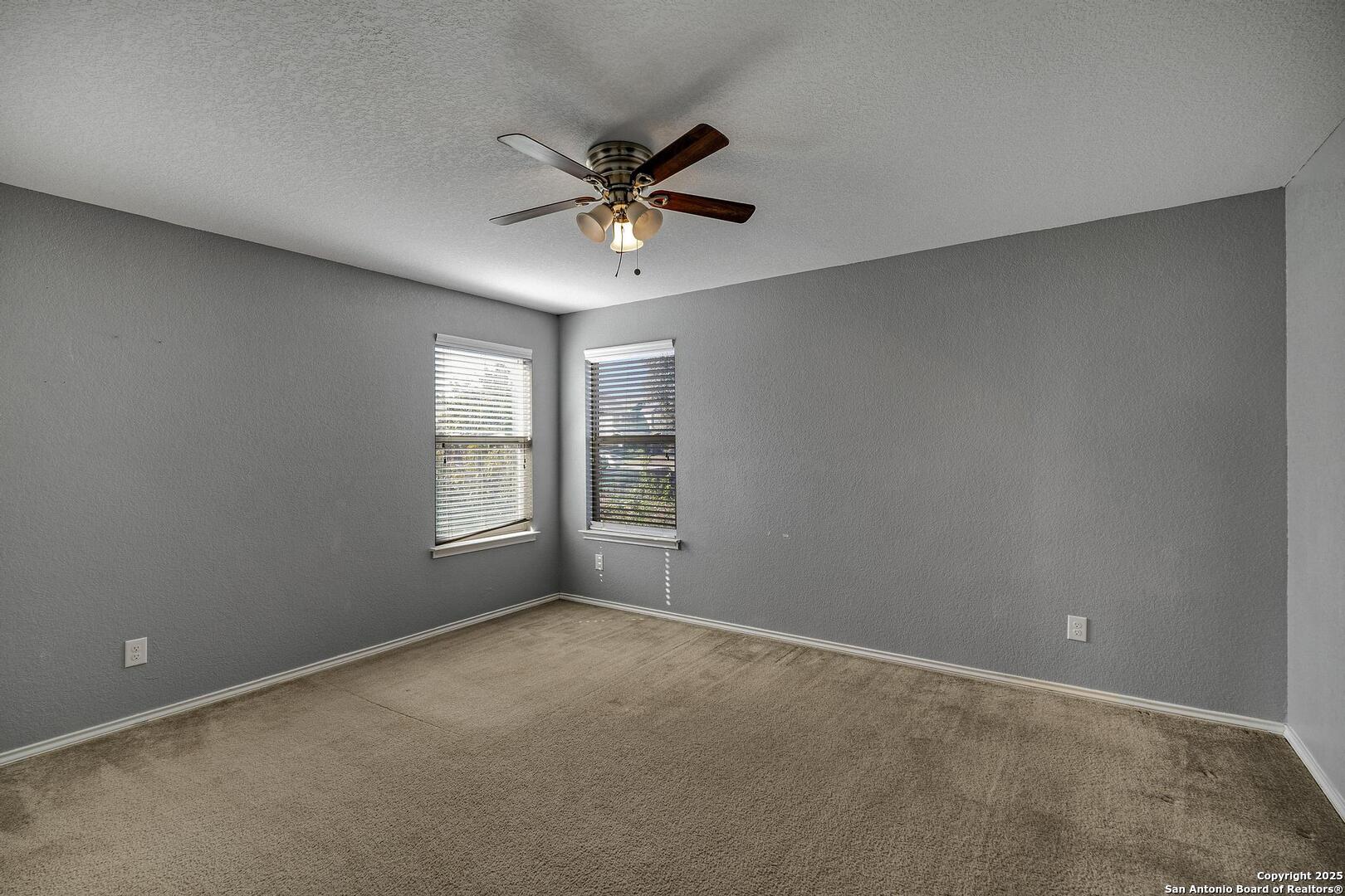 1411 Hummingbird San Antonio TX 78245