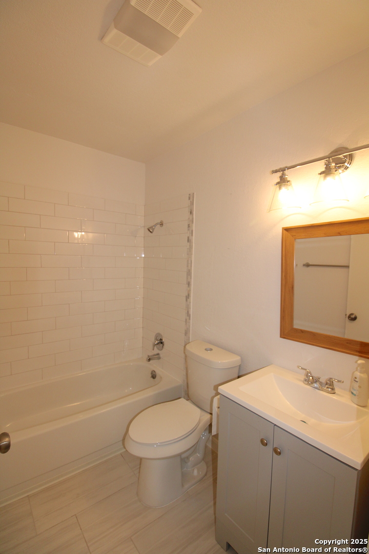 3807 Briarhaven San Antonio TX 78247