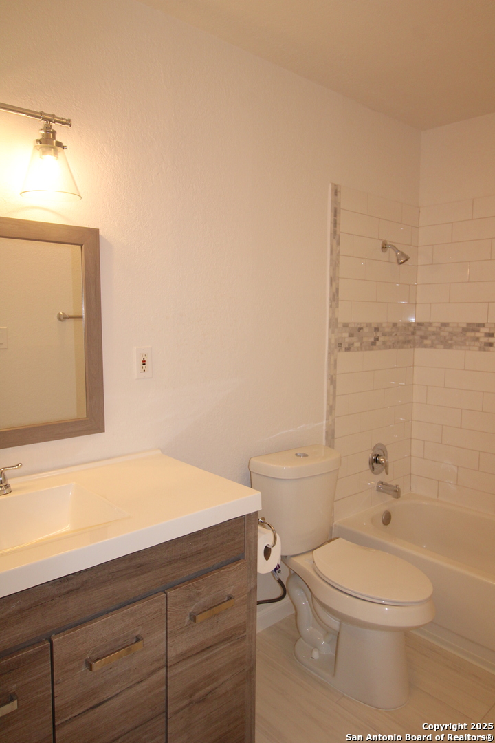 3807 Briarhaven San Antonio TX 78247