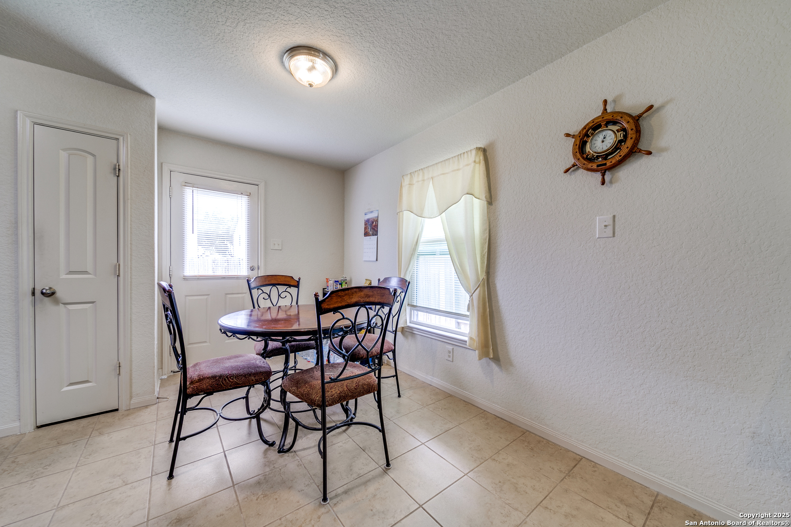 6126 Pleasant Lake San Antonio TX 78222