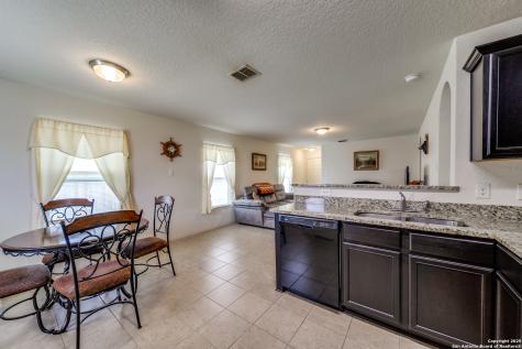 6126 Pleasant Lake San Antonio TX 78222