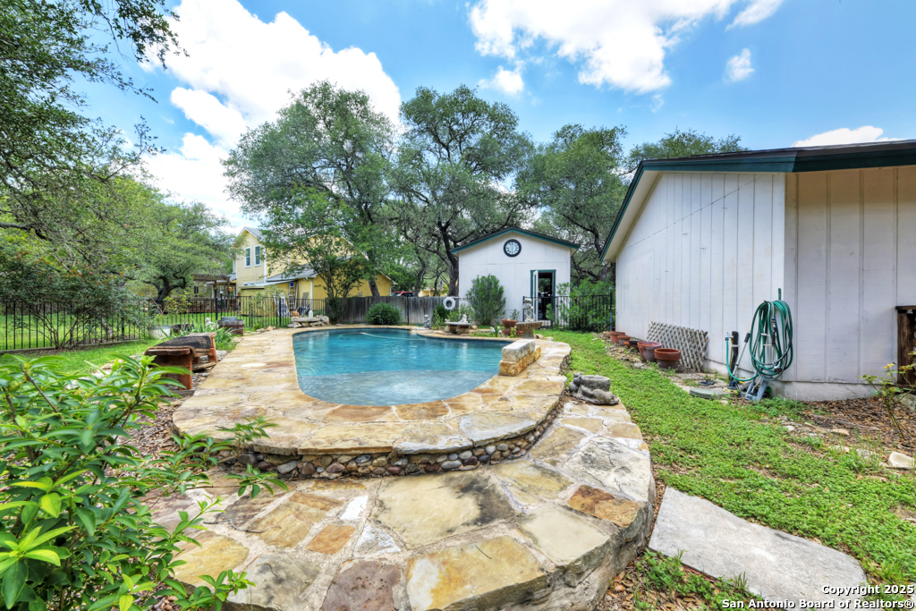 16 Westwood Wimberley TX 78676