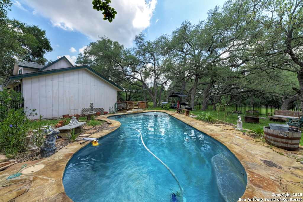 16 Westwood Wimberley TX 78676