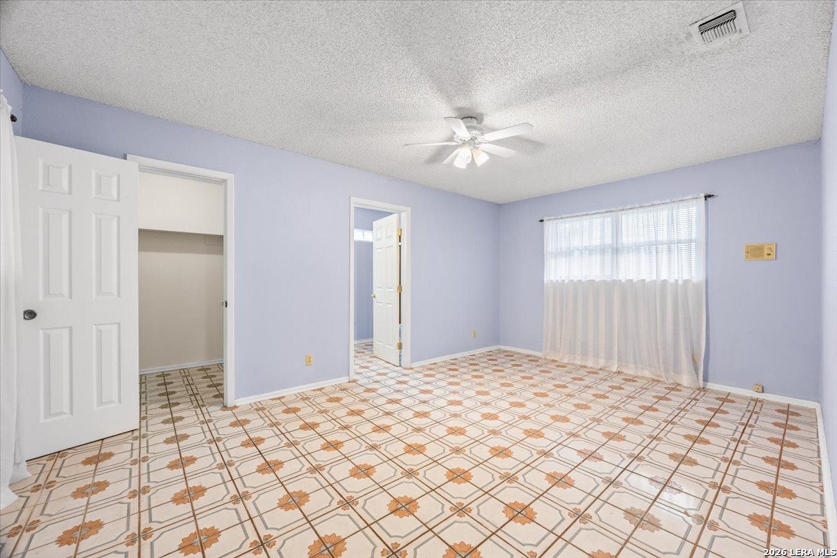 1722 Timber Oak Street San Antonio TX 78232