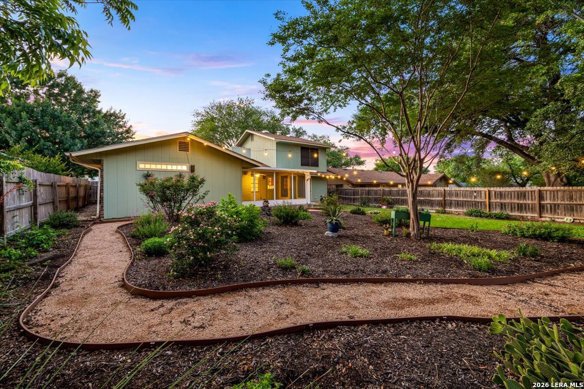 1722 Timber Oak Street San Antonio TX 78232
