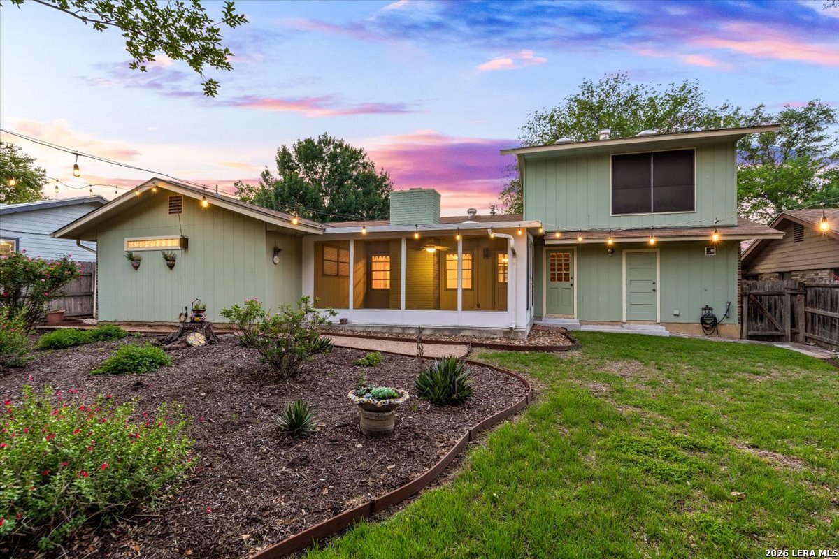 1722 Timber Oak Street San Antonio TX 78232