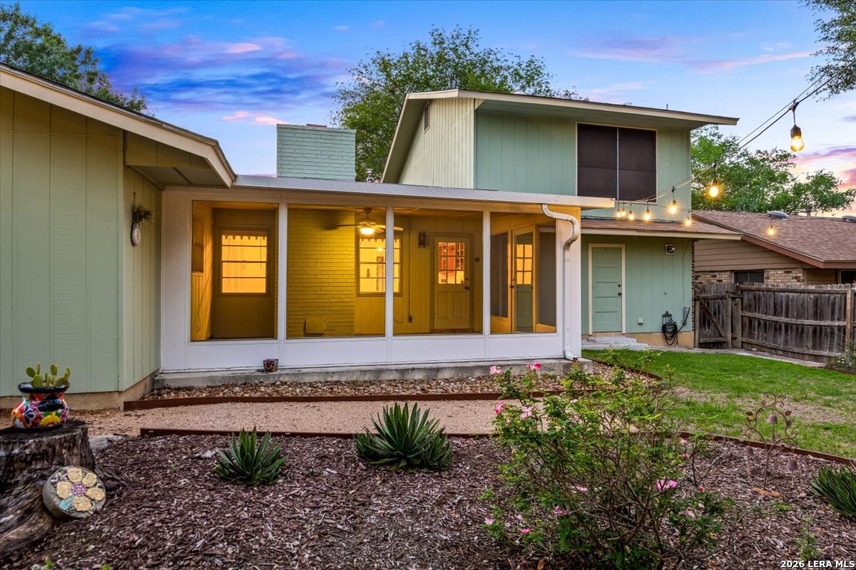 1722 Timber Oak Street San Antonio TX 78232