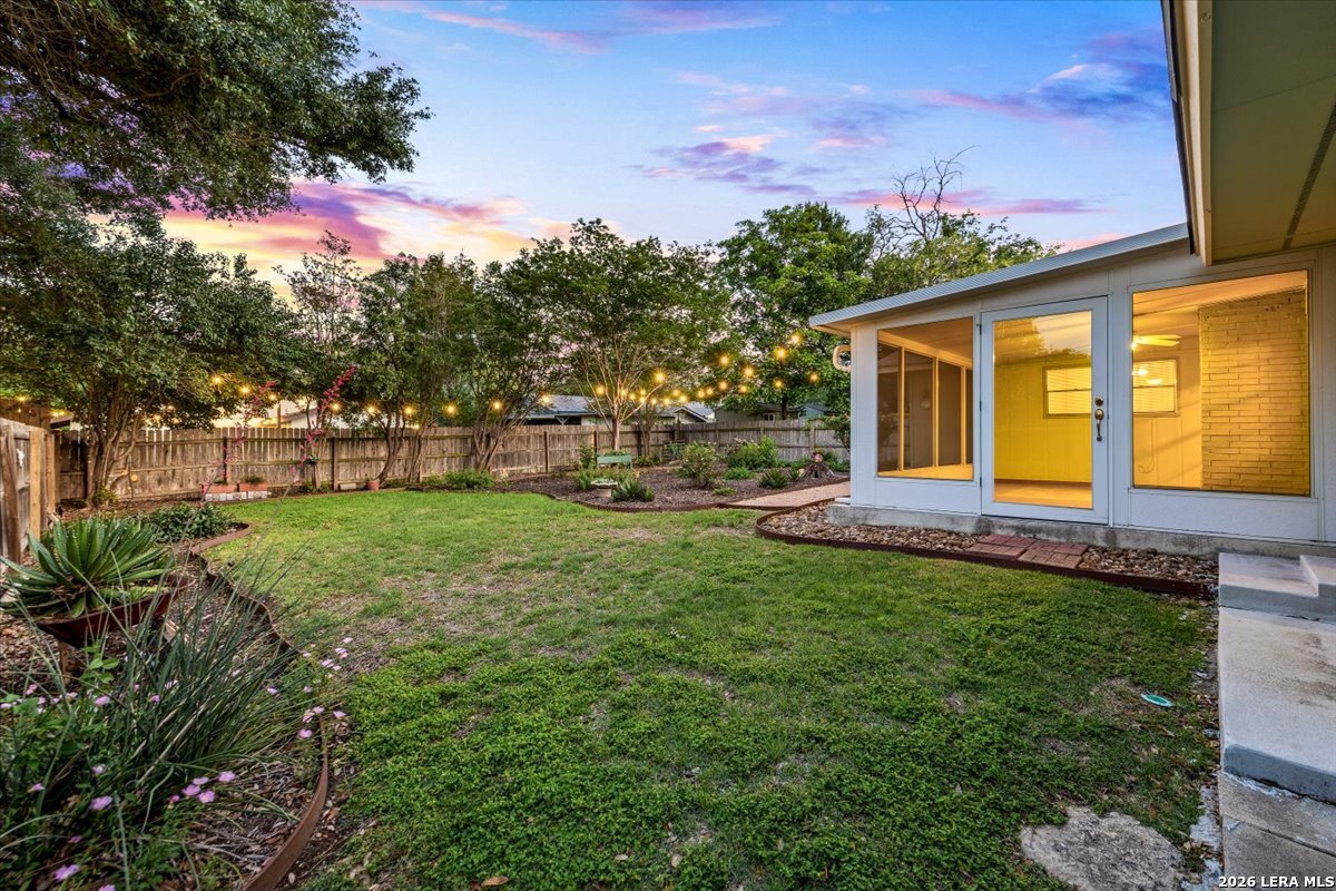 1722 Timber Oak Street San Antonio TX 78232