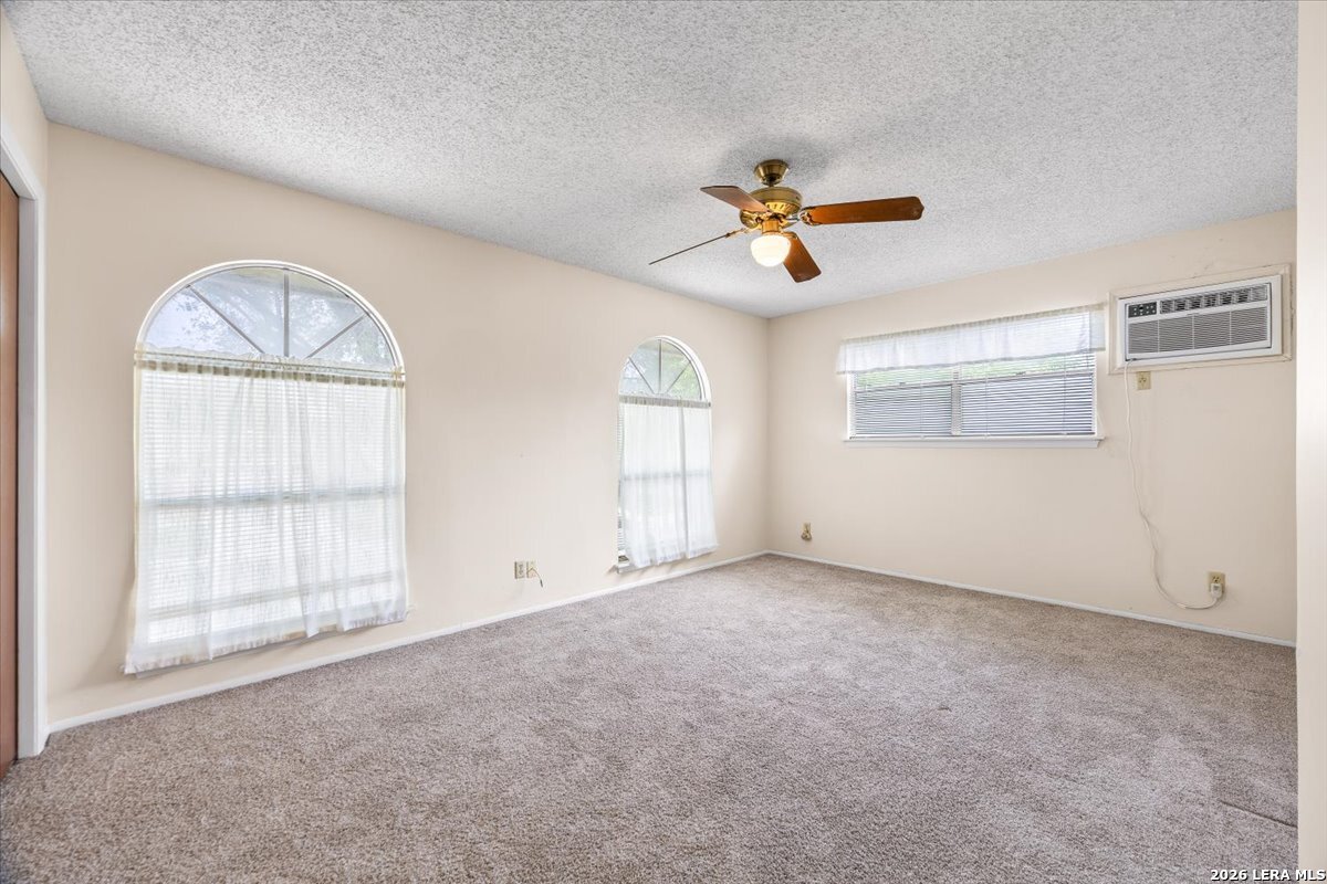 1722 Timber Oak Street San Antonio TX 78232