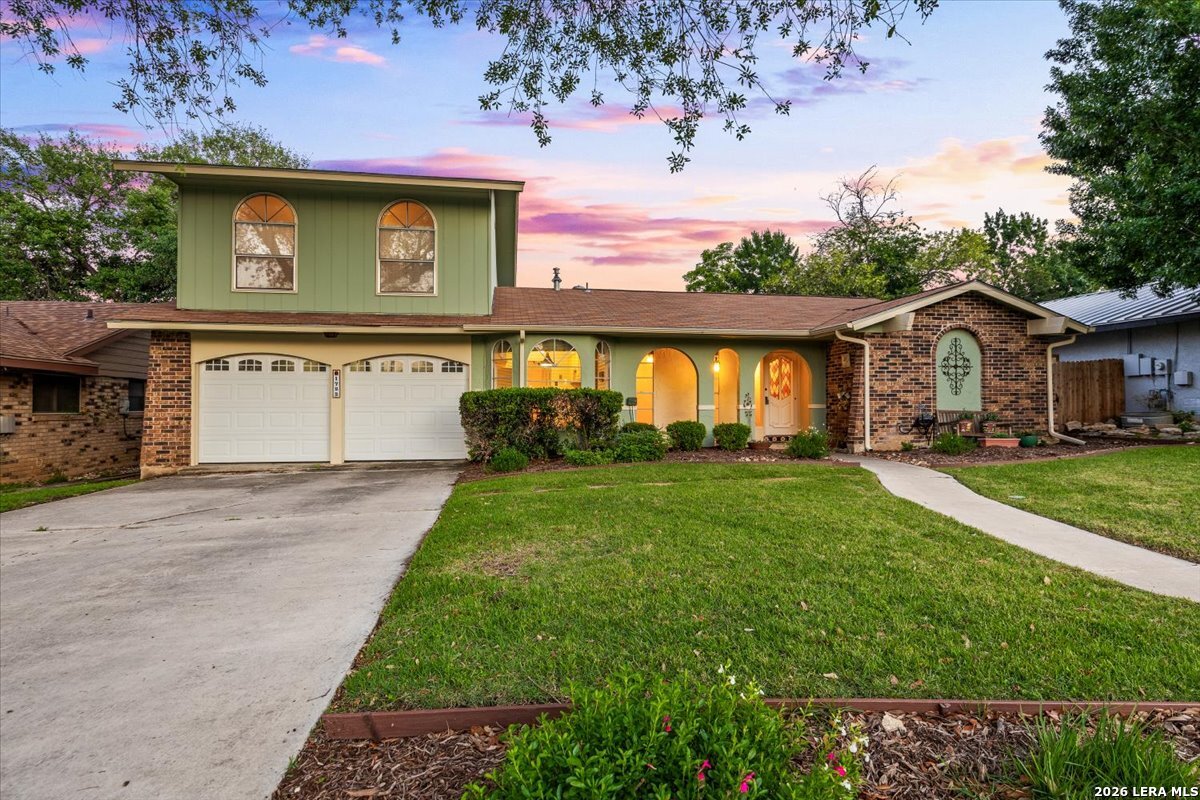 1722 Timber Oak Street San Antonio TX 78232