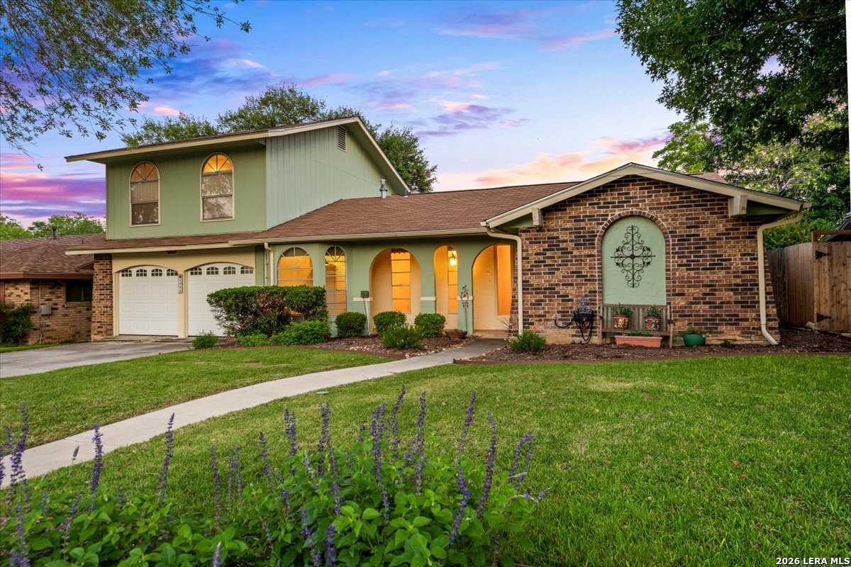 1722 Timber Oak Street San Antonio TX 78232