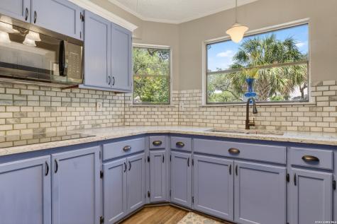 4619 Spotted Oak Woods San Antonio TX 78249
