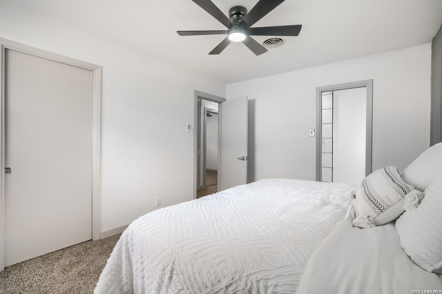 154 Mountain Valley Street San Antonio TX 78227