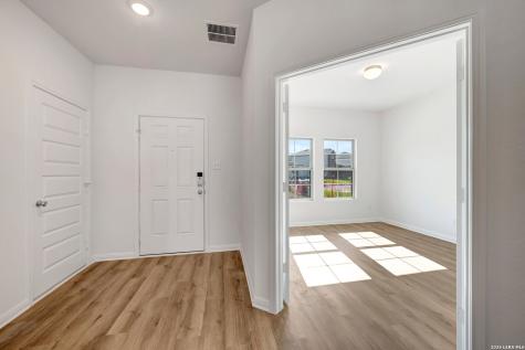 8623 Rucker Pond Trail San Antonio TX 78252