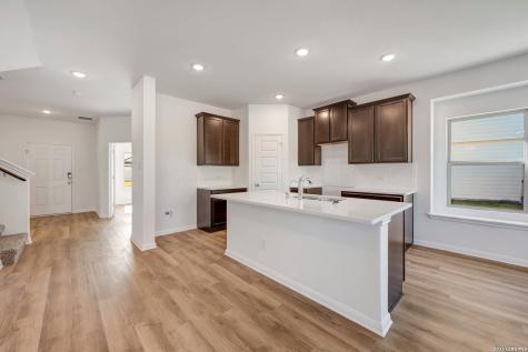 8623 Rucker Pond Trail San Antonio TX 78252